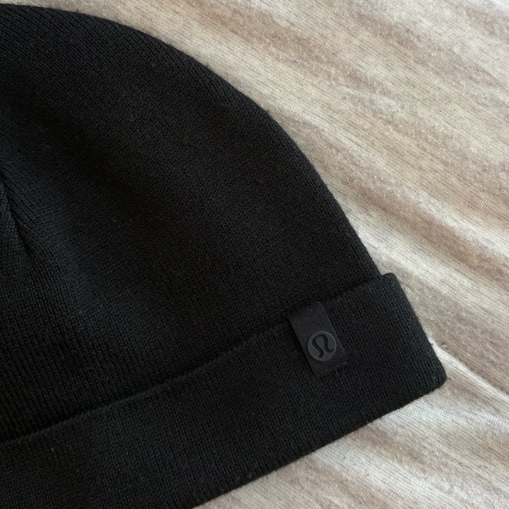 Black Lululemon Beanie